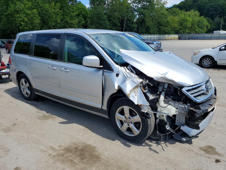 2010 Volkswagen Routan მანქანა იყიდება აუქციონზე, vin: 2V4RW3D18AR388179, აუქციონის ნომერი: 65462276