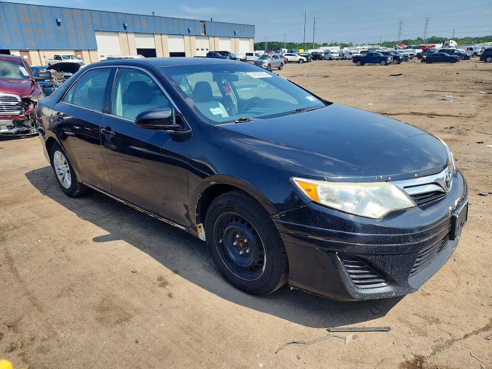 Продажа на аукционе авто 2014 Toyota Camry Hybrid, vin: 4T1BD1FK0EU139875, номер лота: 64506496