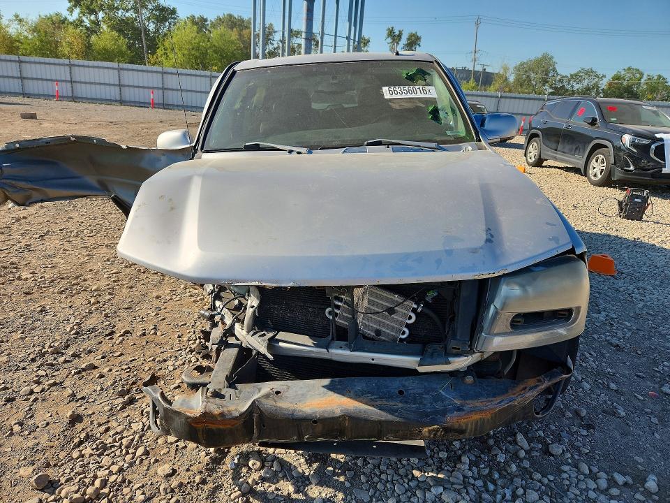 66356016 :رقم المزاد ، 1GNET13H372297145 vin ، 2007 Chevrolet Trailblazer مزاد بيع