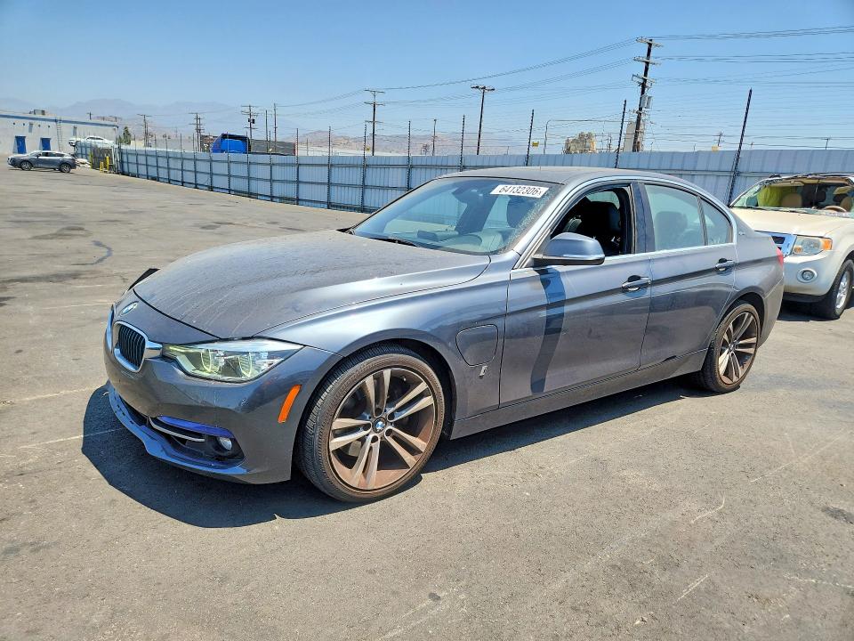 2018 Bmw 330e მანქანა იყიდება აუქციონზე, vin: WBA8E1C52JA159550, აუქციონის ნომერი: 64132306
