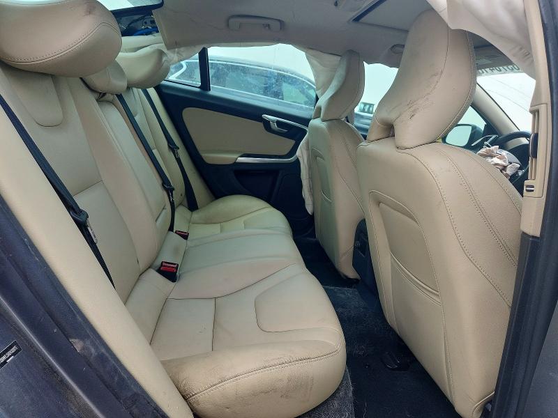 Продажа на аукционе авто 2017 Volvo S60, vin: YV126MFL5H2432075, номер лота: 63704186