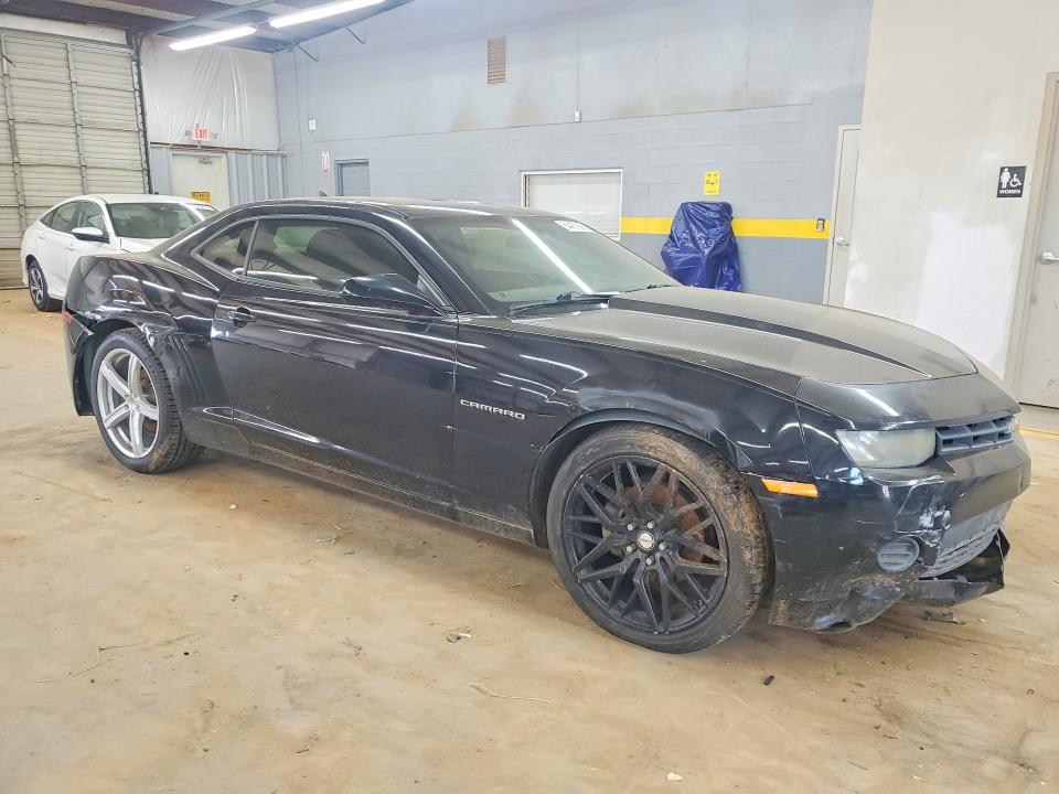 Продажа на аукционе авто 2014 Chevrolet Camaro, vin: 2G1FE1E3XE9211863, номер лота: 64467886