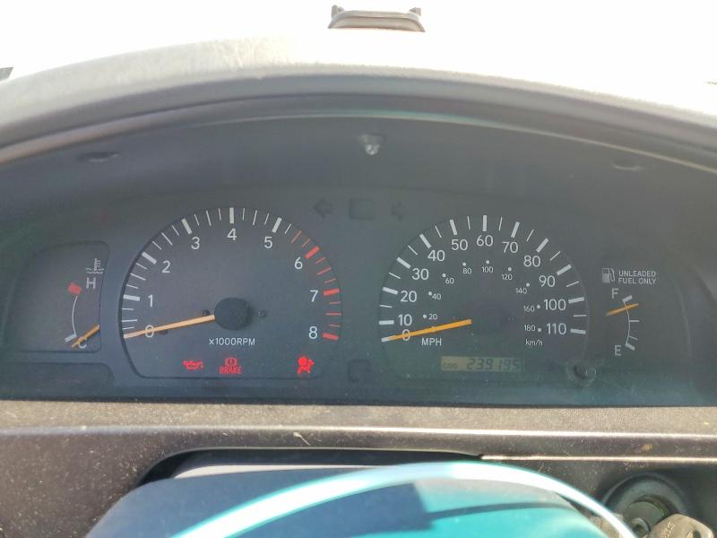 64646206 :رقم المزاد ، 5TESN92N7YZ700407 vin ، 2000 Toyota Tacoma مزاد بيع