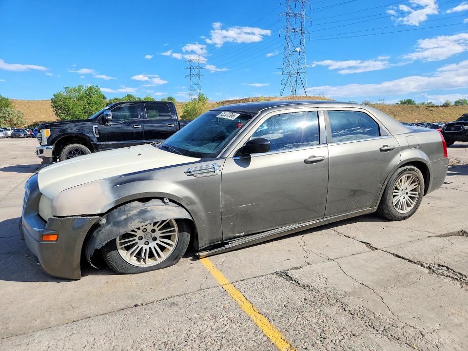 65501386 :رقم المزاد ، 2C3LA43D09H558007 vin ، 2009 Chrysler 300 مزاد بيع