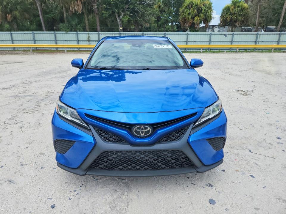 Продаж на аукціоні авто 2018 Toyota Camry, vin: 4T1B11HK4JU010358, номер лоту: 63701756