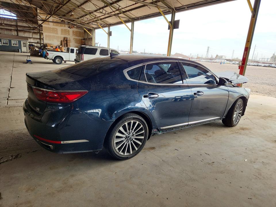 60150166 :رقم المزاد ، KNALB4J10H5041522 vin ، 2017 Kia Cadenza مزاد بيع