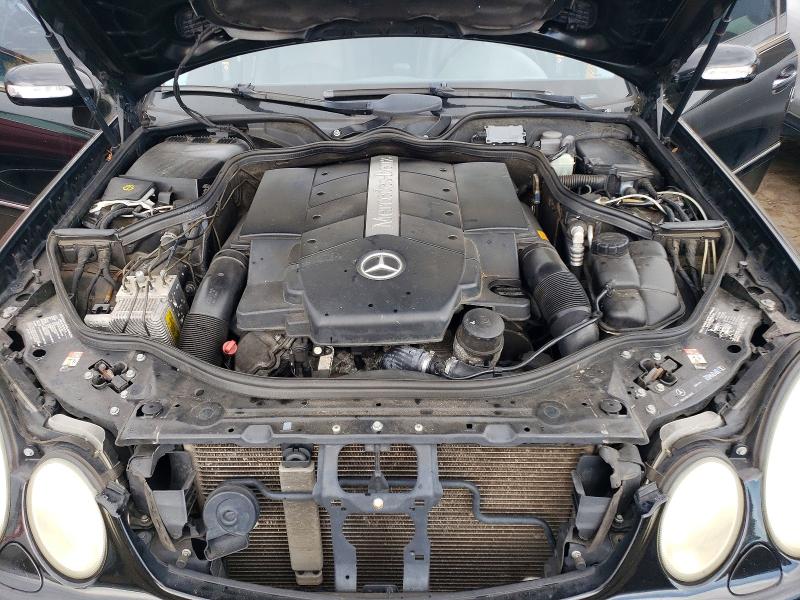 66733806 :رقم المزاد ، WDBUF83J44X162938 vin ، 2004 Mercedes-benz E مزاد بيع