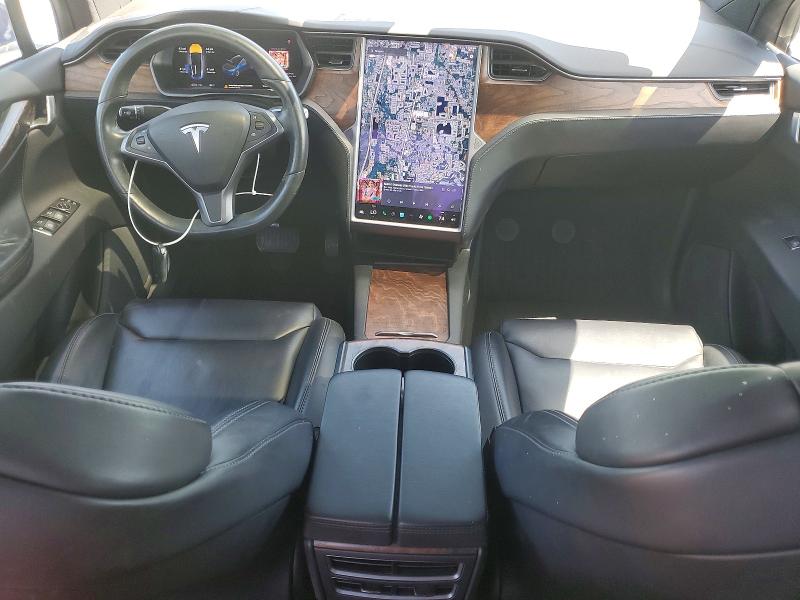 64364996 :رقم المزاد ، 5YJXCBE22KF192859 vin ، 2019 Tesla Model X مزاد بيع