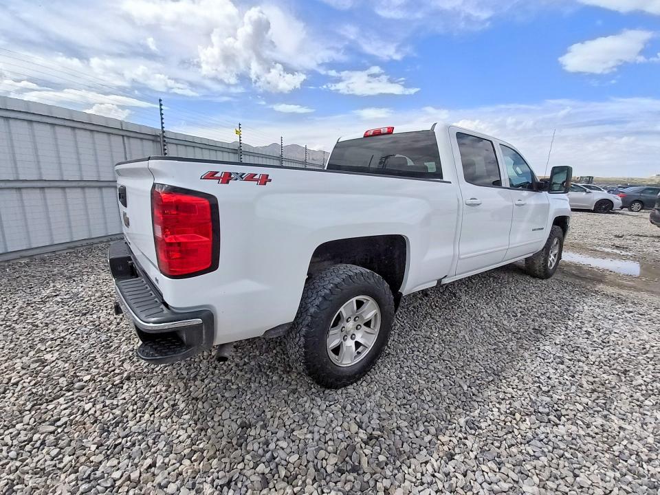 Продажа на аукционе авто 2018 Chevrolet Silverado, vin: 1GCUKREC2JF248638, номер лота: 66937366
