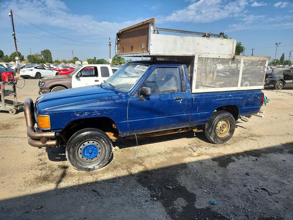 Продажа на аукционе авто 1987 Toyota Pickup, vin: JT4RN50R2H5108879, номер лота: 63623966
