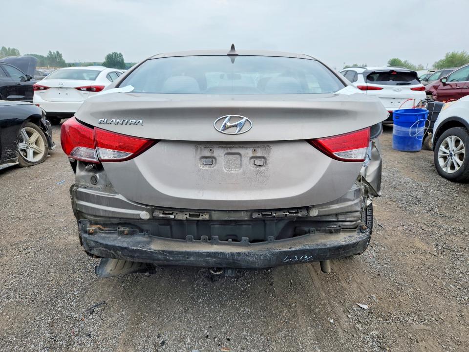 63648176 :رقم المزاد ، 5NPDH4AE7DH359155 vin ، 2013 Hyundai Elantra مزاد بيع