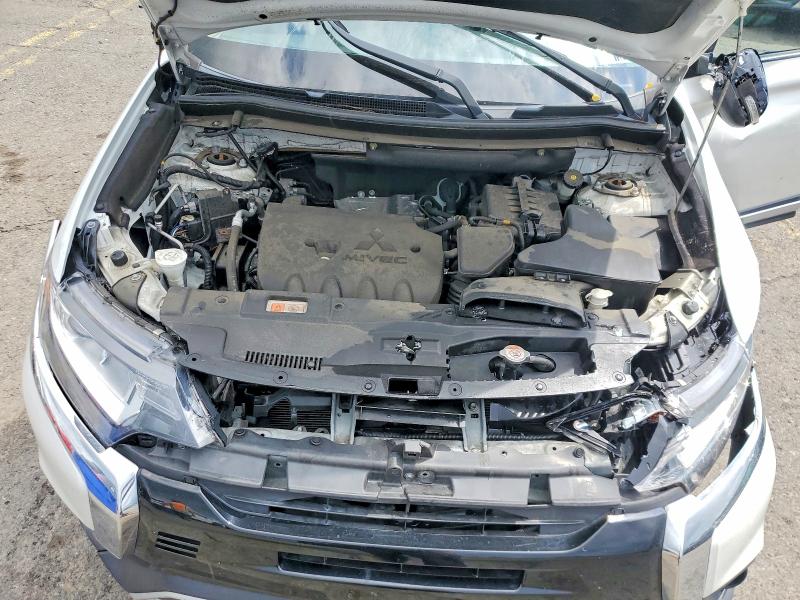 Продажа на аукционе авто 2020 Mitsubishi Outlander, vin: JA4AZ3A35LZ031095, номер лота: 63157206
