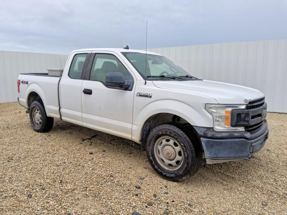 63633106 :رقم المزاد ، 1FTFX1E51LFB35456 vin ، 2020 Ford F150 مزاد بيع