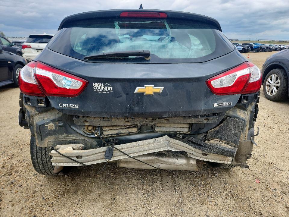 64098736 :رقم المزاد ، 3G1BF6SM1JS651893 vin ، 2018 Chevrolet Cruze مزاد بيع