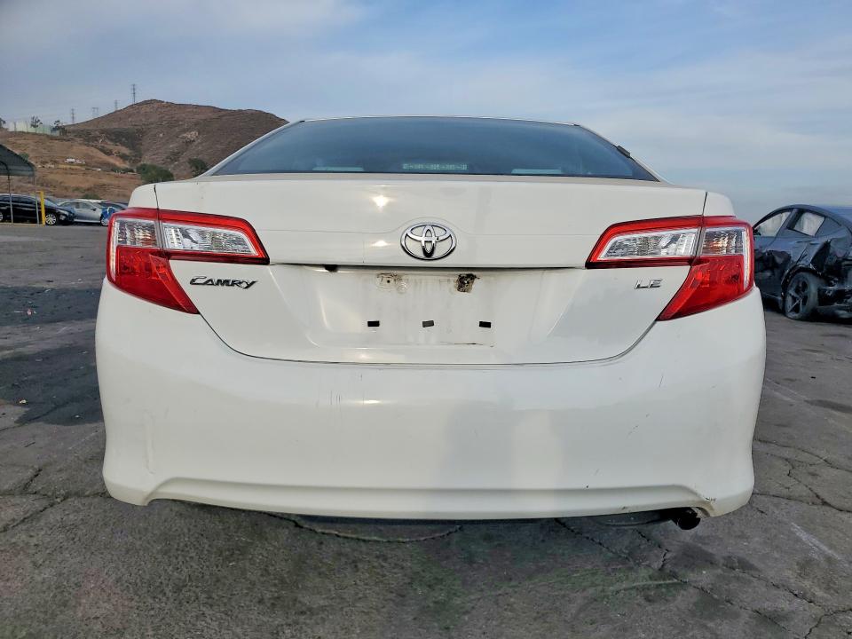 Продаж на аукціоні авто 2014 Toyota Camry, vin: 4T4BF1FK5ER380234, номер лоту: 64360506
