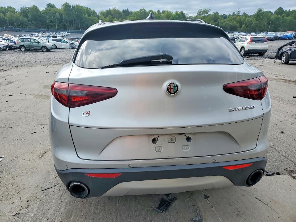 Продаж на аукціоні авто 2018 Alfa Romeo Stelvio, vin: ZASFAKNN2J7B87961, номер лоту: 65510046