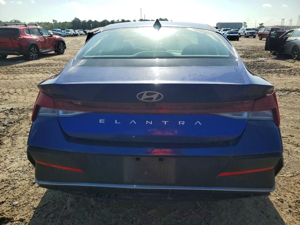 2025 Hyundai Elantra მანქანა იყიდება აუქციონზე, vin: KMHLS4DGXSU880573, აუქციონის ნომერი: 64685776