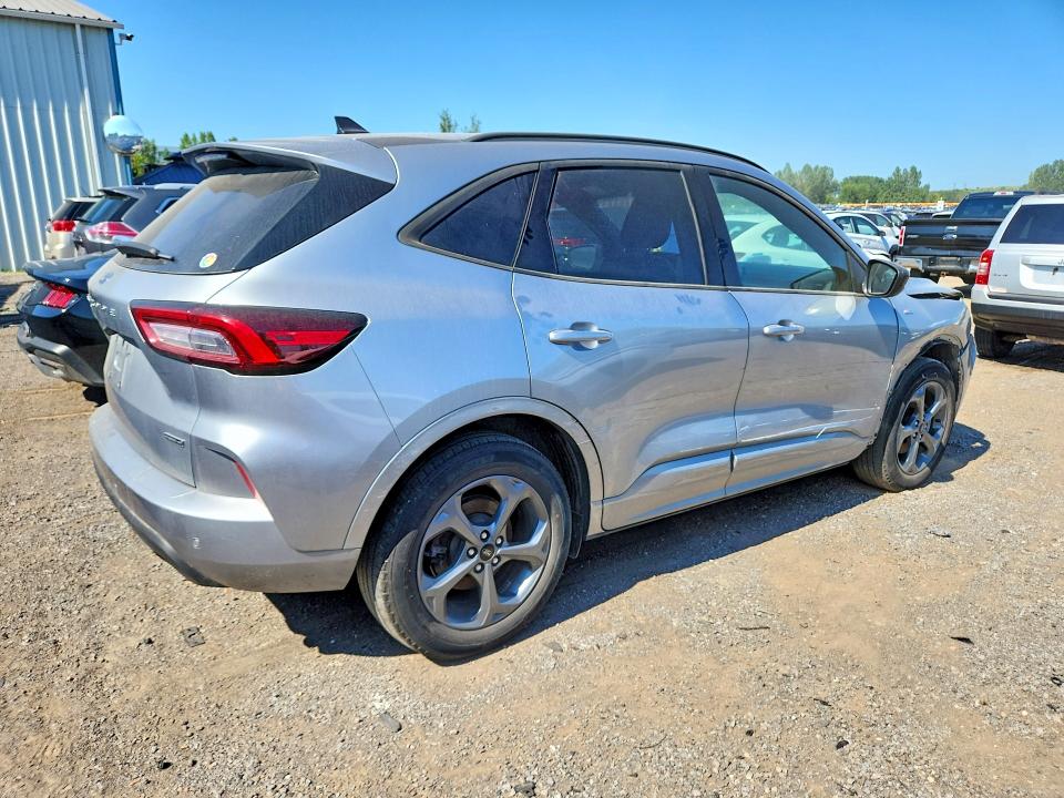 63328606 :رقم المزاد ، 1FMCU9MZ4PUA40739 vin ، 2023 Ford Escape مزاد بيع