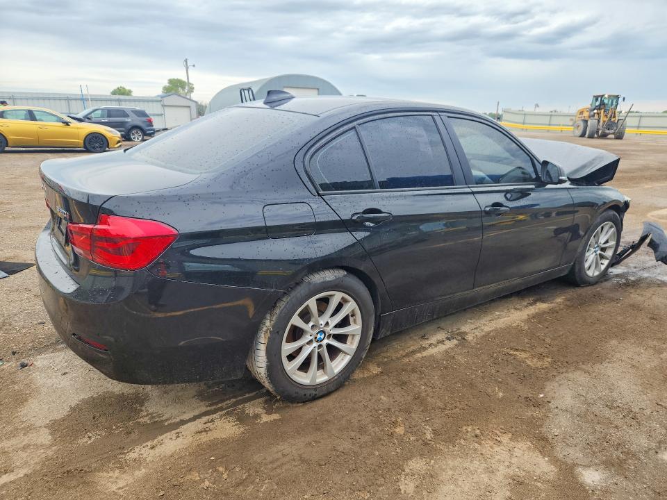2016 Bmw 320 მანქანა იყიდება აუქციონზე, vin: WBA8A3C53GK552113, აუქციონის ნომერი: 64402756
