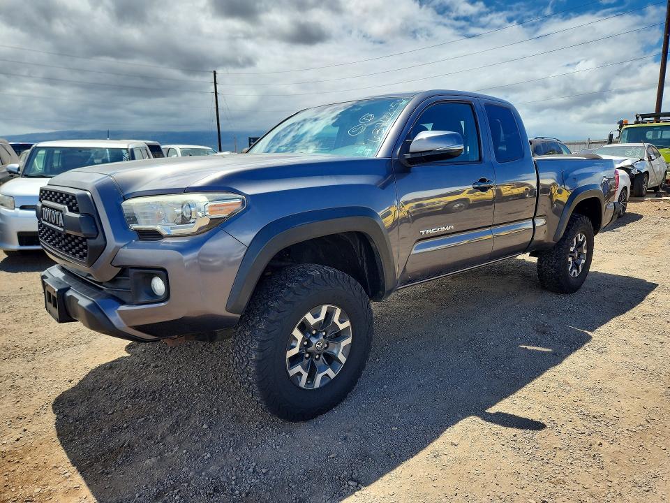 63762256 :رقم المزاد ، 5TFSZ5AN8HX082326 vin ، 2017 Toyota Tacoma مزاد بيع