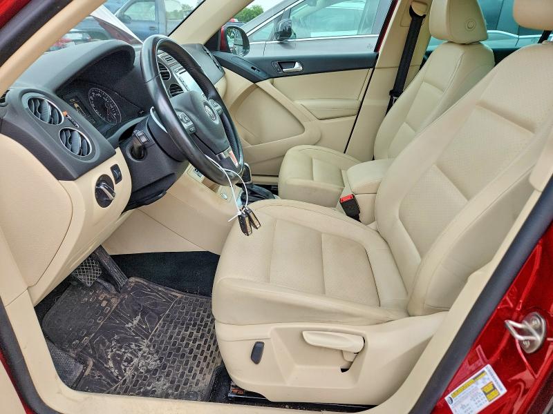 63878656 :رقم المزاد ، WVGBV7AX4FW098949 vin ، 2015 Volkswagen Tiguan مزاد بيع