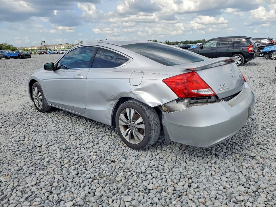 64362706 :رقم المزاد ، 1HGCS1B39BA014689 vin ، 2011 Honda Accord مزاد بيع