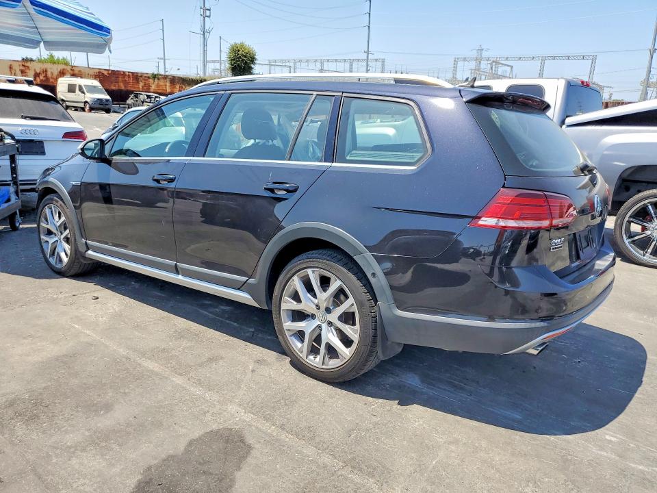 64436736 :رقم المزاد ، 3VWH17AU3KM503254 vin ، 2019 Volkswagen Golf Alltrack مزاد بيع