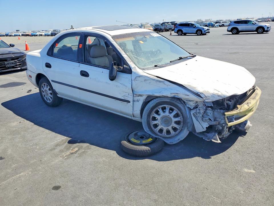 64105656 :رقم المزاد ، JM1BA1428S0118050 vin ، 1995 Mazda Protege مزاد بيع