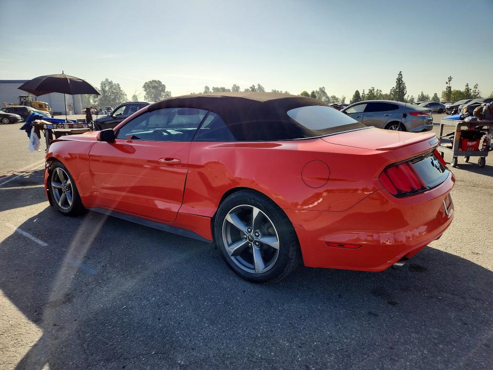 66138826 :رقم المزاد ، 1FATP8EMXF5385488 vin ، 2015 Ford Mustang مزاد بيع