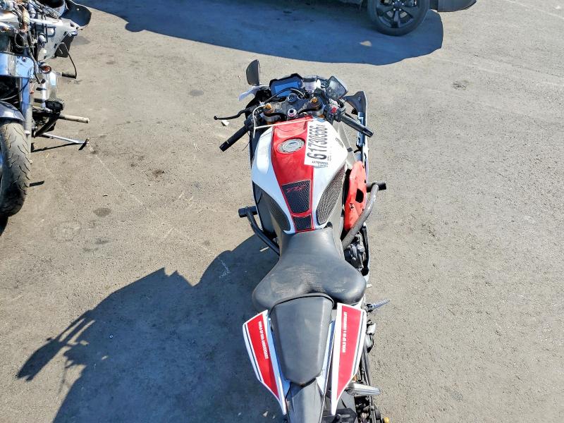 2022 Yamaha Yzfr7 მანქანა იყიდება აუქციონზე, vin: JYARM38YXNA001242, აუქციონის ნომერი: 61730556