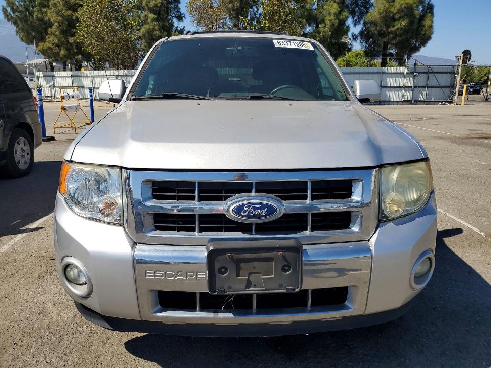 63371986 :رقم المزاد ، 1FMCU0EG2BKA69122 vin ، 2011 Ford Escape مزاد بيع