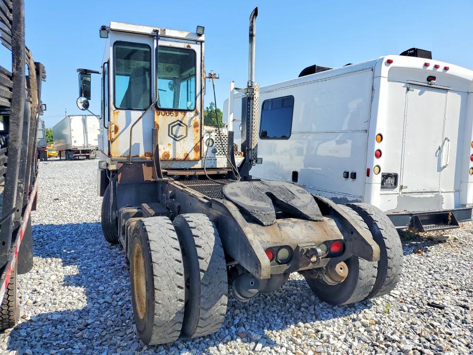 65210016 :رقم المزاد ، 4LMBB21107L019208 vin ، 2007 Capacity Of Texas Tj5000 مزاد بيع