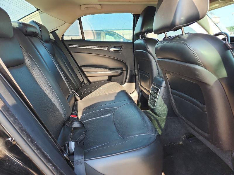 Продаж на аукціоні авто 2016 Chrysler 300c, vin: 2C3CCAEG3GH135631, номер лоту: 65652416
