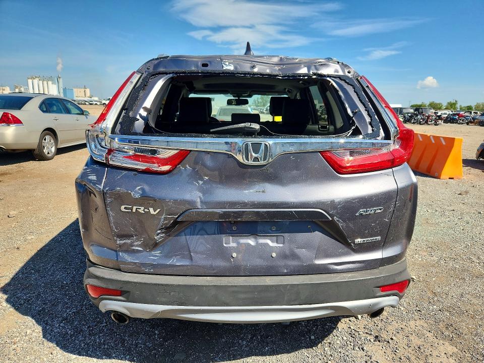 66129646 :رقم المزاد ، 7FARW2H93JE061807 vin ، 2018 Honda Cr-v مزاد بيع