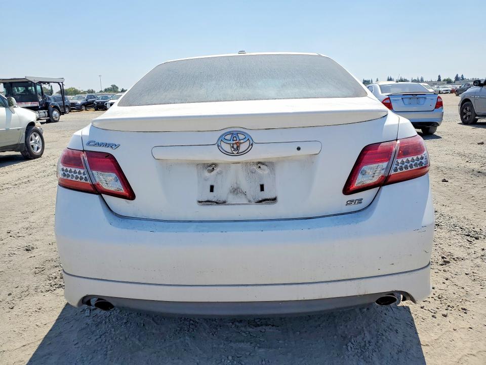 64340126 :رقم المزاد ، 4T1BF3EKXAU573884 vin ، 2010 Toyota Camry مزاد بيع