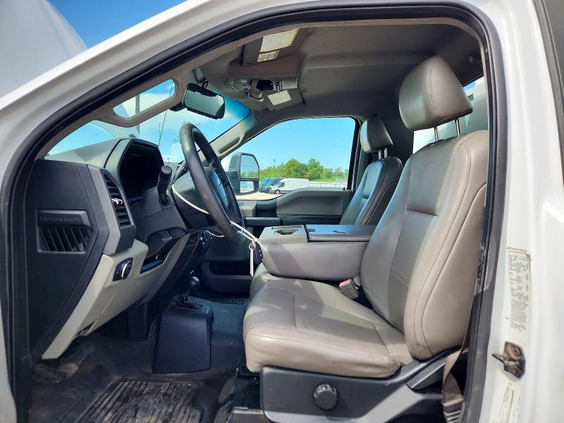 64262996 :رقم المزاد ، 1FDUF5HY6JDA01067 vin ، 2018 Ford F550 مزاد بيع