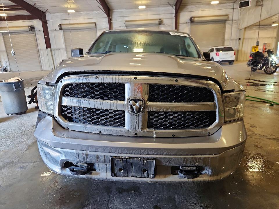 66114496 :رقم المزاد ، 1C6RR7KT4LS130070 vin ، 2020 Ram 1500 Classic مزاد بيع