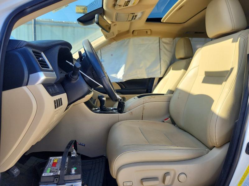 64836616 :رقم المزاد ، 5TDKZRFH4JS546668 vin ، 2018 Toyota Highlander مزاد بيع