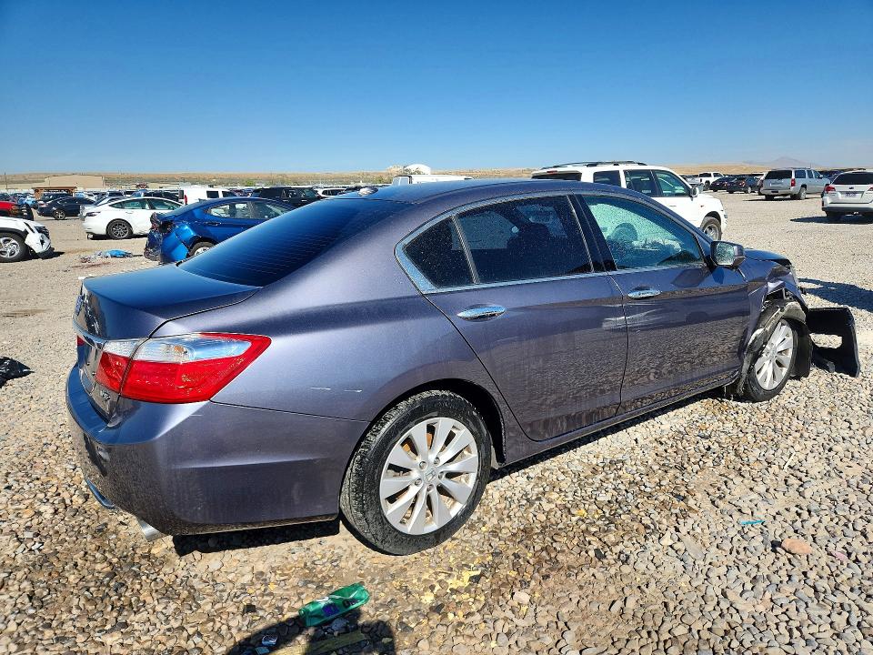 66282556 :رقم المزاد ، 1HGCR3F84FA032701 vin ، 2015 Honda Accord مزاد بيع