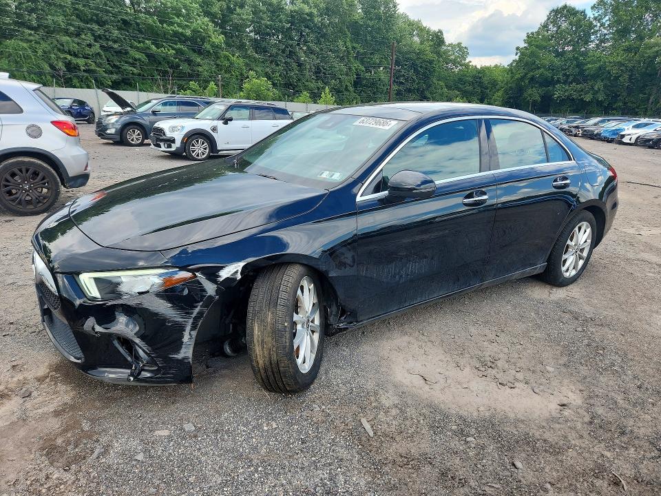 Продаж на аукціоні авто 2022 Mercedes-benz A, vin: W1K3G4FB3NJ349315, номер лоту: 63729686
