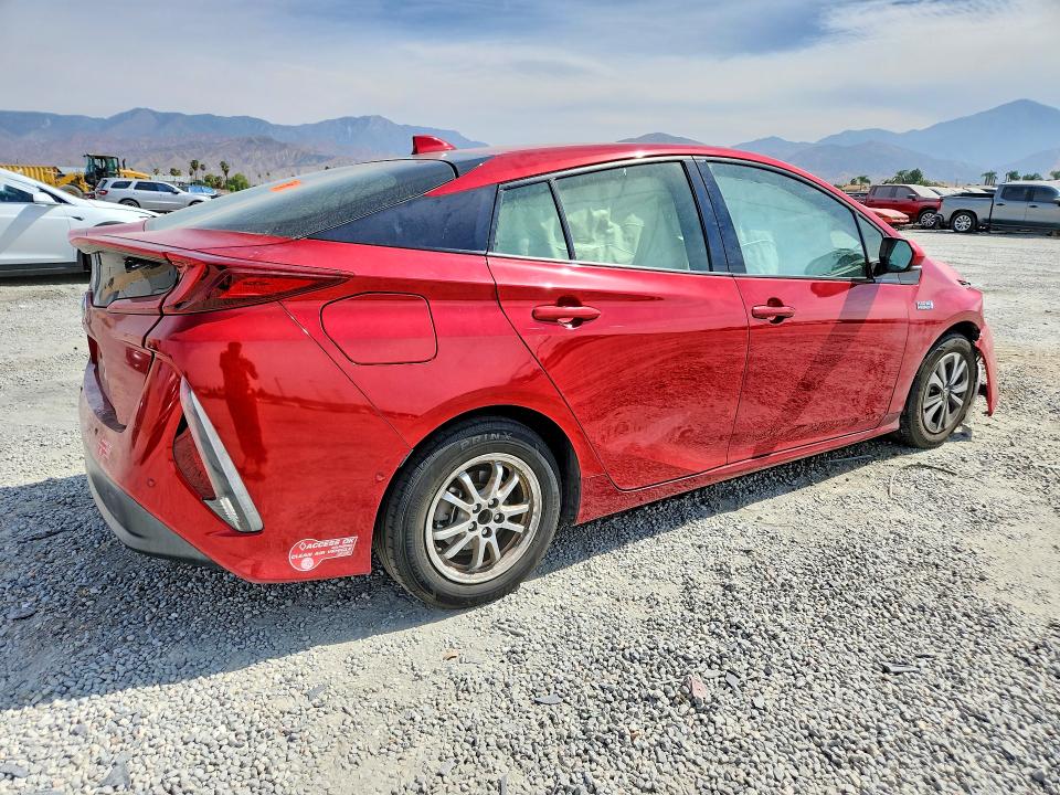 64855766 :رقم المزاد ، JTDKARFP2H3063044 vin ، 2017 Toyota Prius Prime مزاد بيع