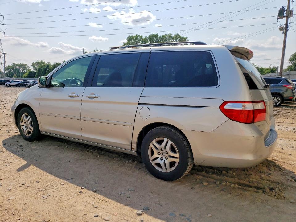 63724626 :رقم المزاد ، 5FNRL38657B123166 vin ، 2007 Honda Odyssey مزاد بيع