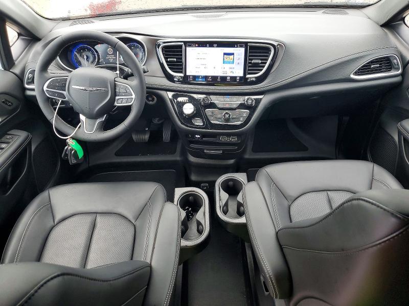 Продажа на аукционе авто 2025 Chrysler Pacifica, vin: 2C4RC1BG1SR562352, номер лота: 63350276