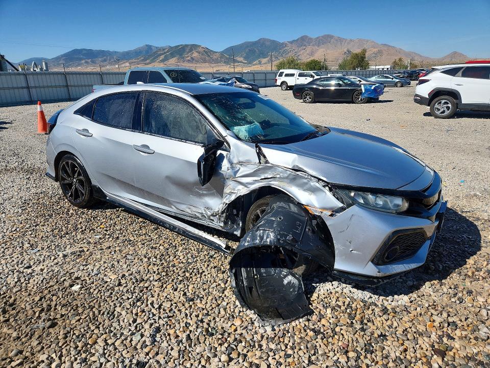 66361906 :رقم المزاد ، SHHFK7H48JU413855 vin ، 2018 Honda Civic مزاد بيع