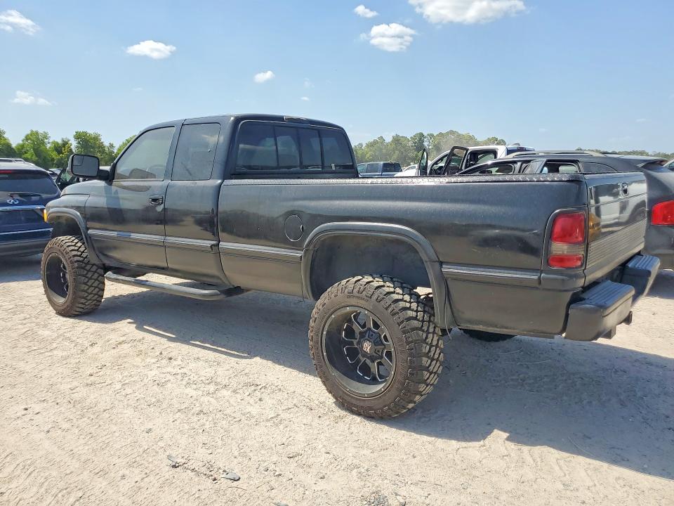 1997 Dodge Ram 1500 მანქანა იყიდება აუქციონზე, vin: 3B7HF13Z2VM515586, აუქციონის ნომერი: 66008646