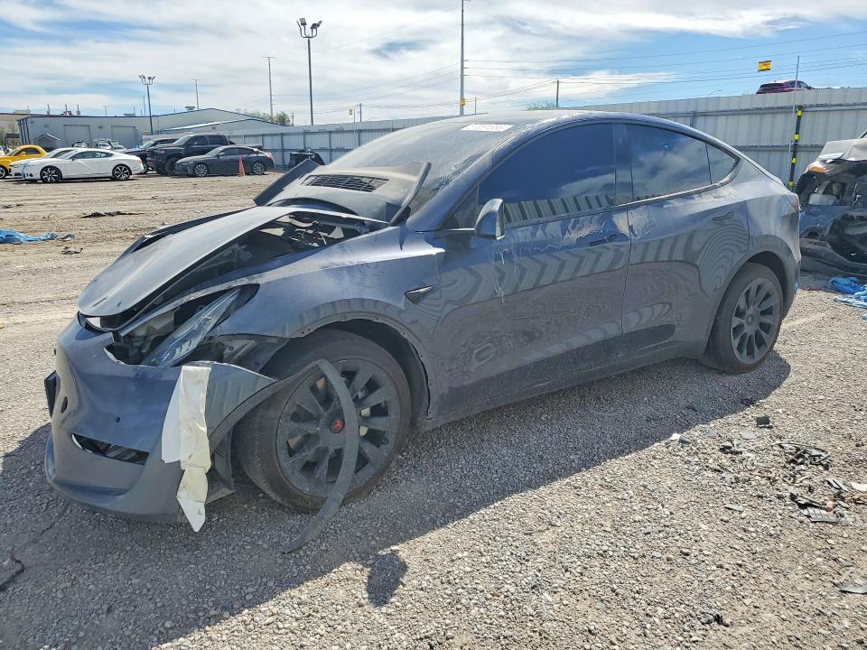 Auction sale of the 2022 Tesla Model Y, vin: 7SAYGDEE9NF494882, lot number: 57091556