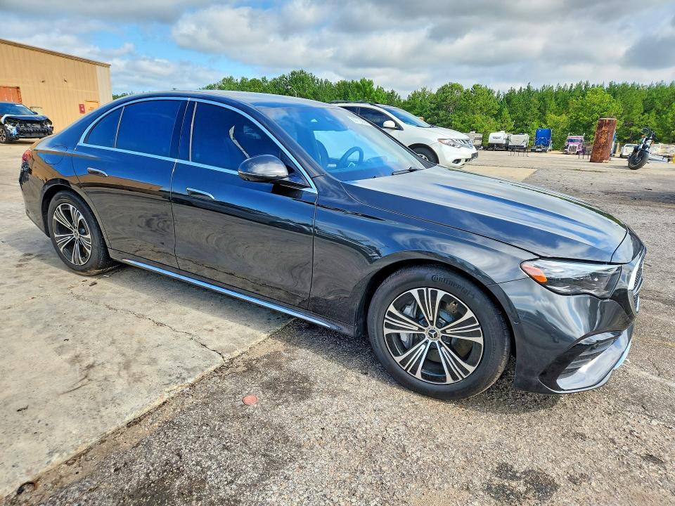 Aukcja sprzedaży 2025 Mercedes-benz E, vin: W1KLF6BB4SA165842, numer aukcji: 63773836