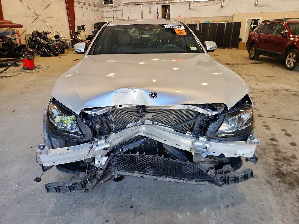 63855066 :رقم المزاد ، WDDZF4KB4KA590914 vin ، 2019 Mercedes-benz E مزاد بيع