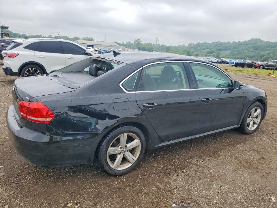 2015 Volkswagen Passat მანქანა იყიდება აუქციონზე, vin: 1VWAS7A34FC106228, აუქციონის ნომერი: 64968816