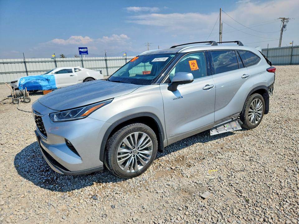 63047716 :رقم المزاد ، 5TDEBRCH4LS005421 vin ، 2020 Toyota Highlander مزاد بيع